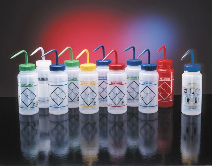 Pissettes étiquetées, col large, à utiliser avec de l'éthanol, couleur du bouchon : naturel, capacité : 500 ml.